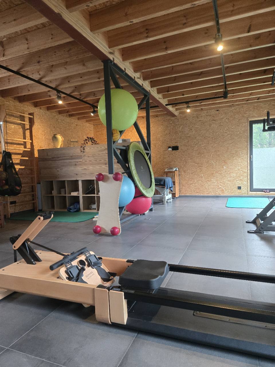 Équipements de rééducation et espace de mouvement